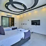 빌라 Seydikemer 2 Bedroom Secluded With Private Pool Hot Tub *