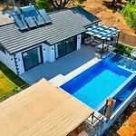 Seydikemer 2 Bedroom Secluded With Private Pool Hot Tub Fethiye