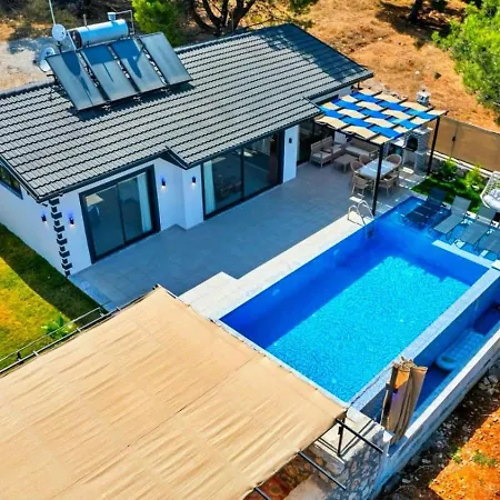 Seydikemer 2 Bedroom Secluded With Private Pool Hot Tub Fethiye