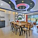 Seydikemer 2 Bedroom Secluded With Private Pool Hot Tub וילה *
