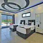 Seydikemer 2 Bedroom Secluded With Private Pool Hot Tub וילה פאטהיה