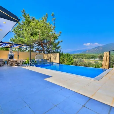 Seydikemer 2 Bedroom Secluded With Private Pool Hot Tub * פאטהיה
